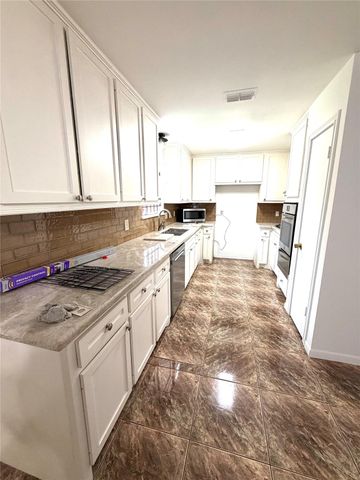 10618 Wolbrook Street, Houston, TX 77016