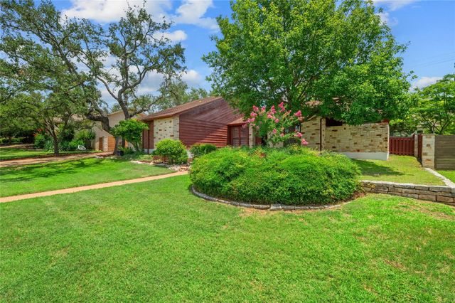 104 CAREFREE CIR, Lakeway, TX 78734