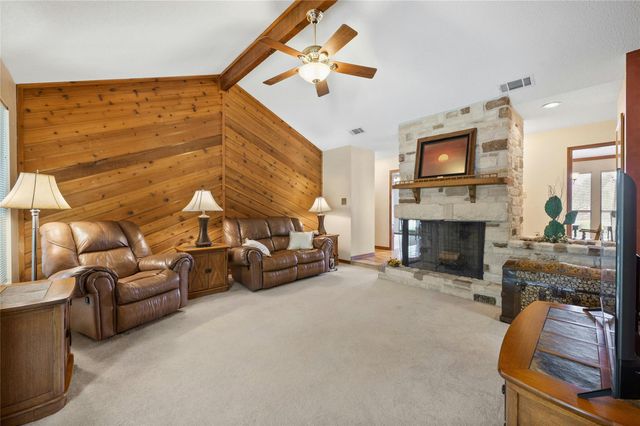 104 CAREFREE CIR, Lakeway, TX 78734