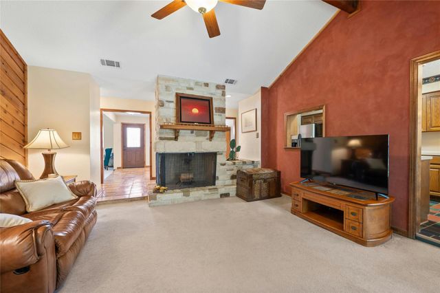 104 CAREFREE CIR, Lakeway, TX 78734