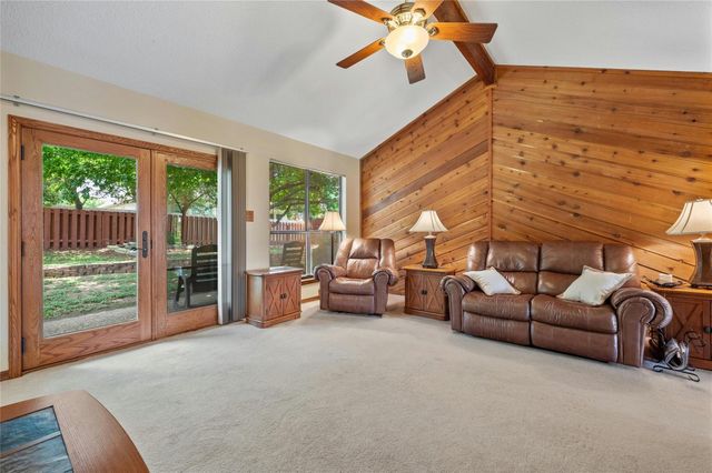 104 CAREFREE CIR, Lakeway, TX 78734