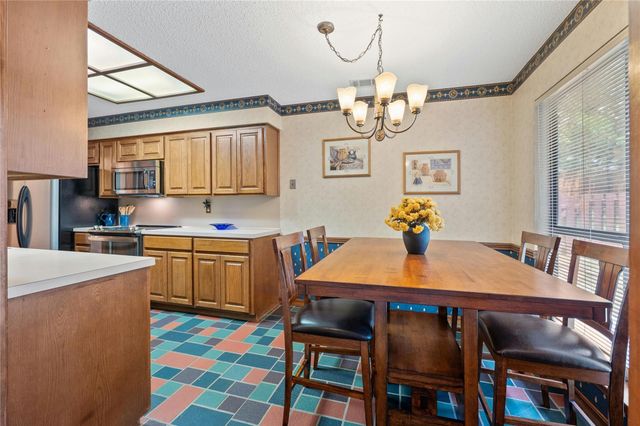 104 CAREFREE CIR, Lakeway, TX 78734