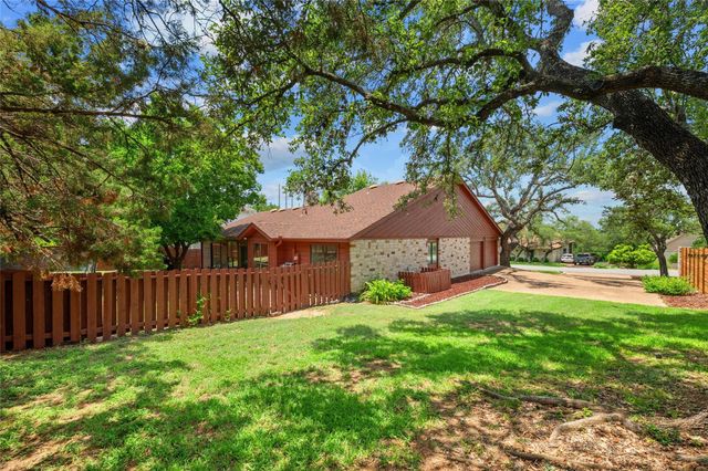 104 CAREFREE CIR, Lakeway, TX 78734