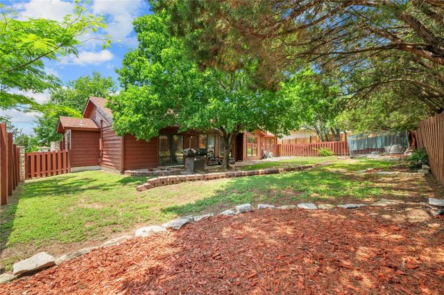 104 CAREFREE CIR, Lakeway, TX 78734