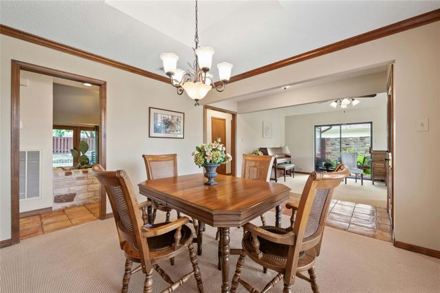 104 CAREFREE CIR, Lakeway, TX 78734