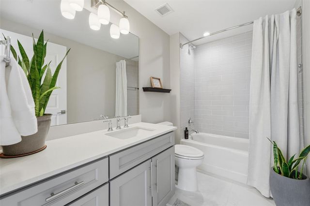 16300 COUNTY ROAD 455 615, Montverde, FL 34756