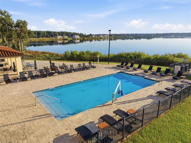 16300 COUNTY ROAD 455 615, Montverde, FL 34756