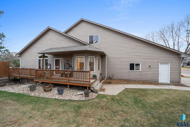 6100 S Tomar Rd Road, Sioux Falls, SD 57108