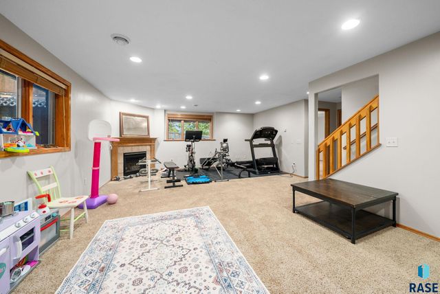 6100 S Tomar Rd Road, Sioux Falls, SD 57108