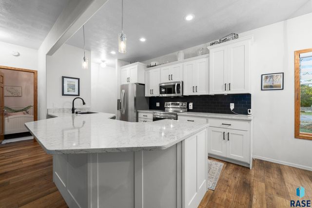 6100 S Tomar Rd Road, Sioux Falls, SD 57108