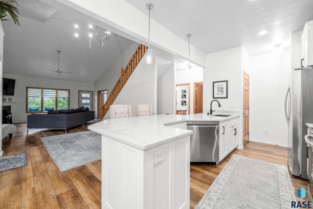 6100 S Tomar Rd Road, Sioux Falls, SD 57108