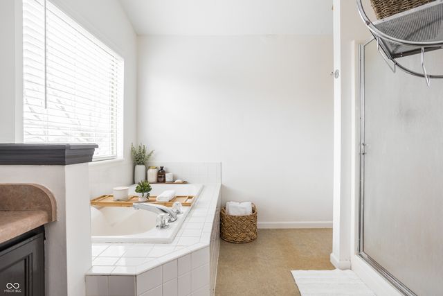 541 Cahill Lane, Indianapolis, IN 46214