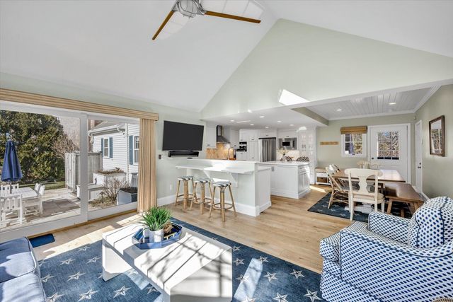 37 Stony Way, East Dennis, MA 02641