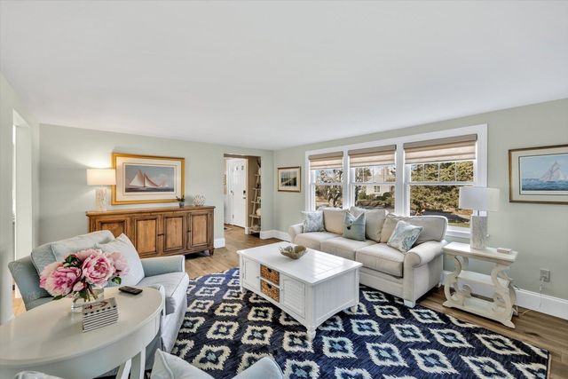 37 Stony Way, East Dennis, MA 02641