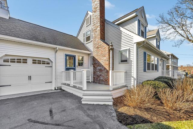 37 Stony Way, East Dennis, MA 02641