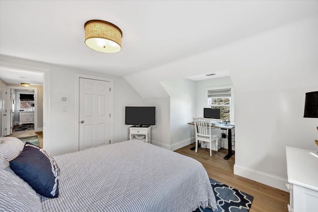 37 Stony Way, East Dennis, MA 02641