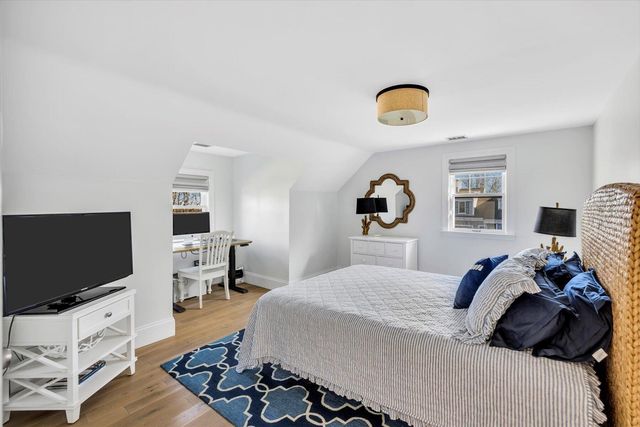 37 Stony Way, East Dennis, MA 02641