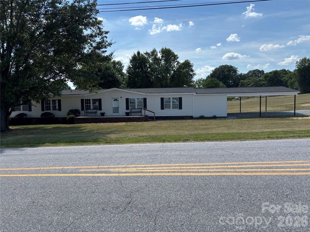 559 School Drive, Taylorsville, NC 28681