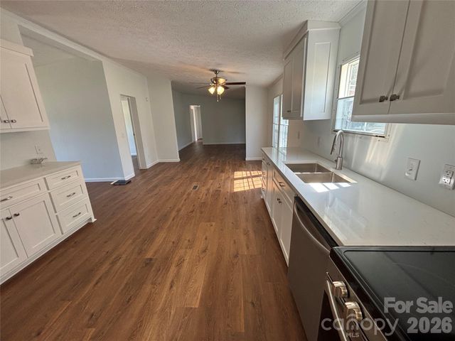 559 School Drive, Taylorsville, NC 28681