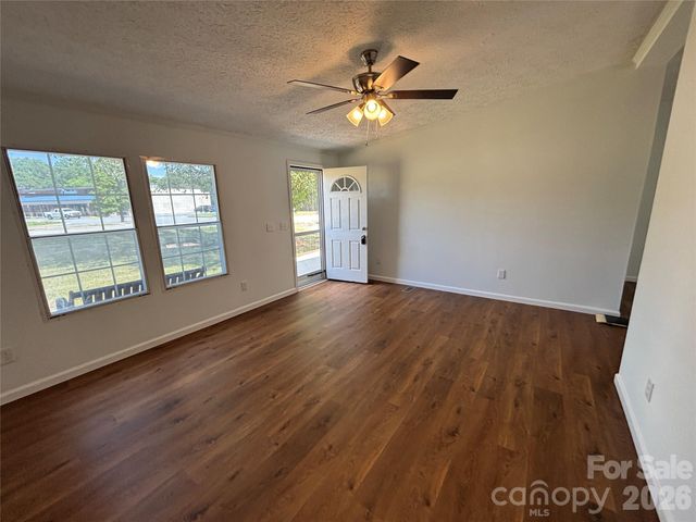 559 School Drive, Taylorsville, NC 28681