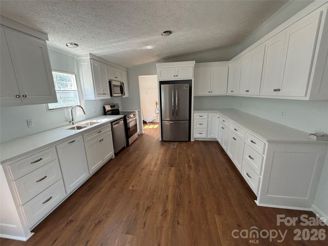 559 School Drive, Taylorsville, NC 28681