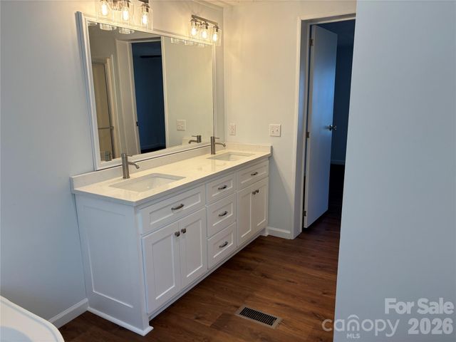 559 School Drive, Taylorsville, NC 28681