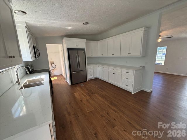 559 School Drive, Taylorsville, NC 28681
