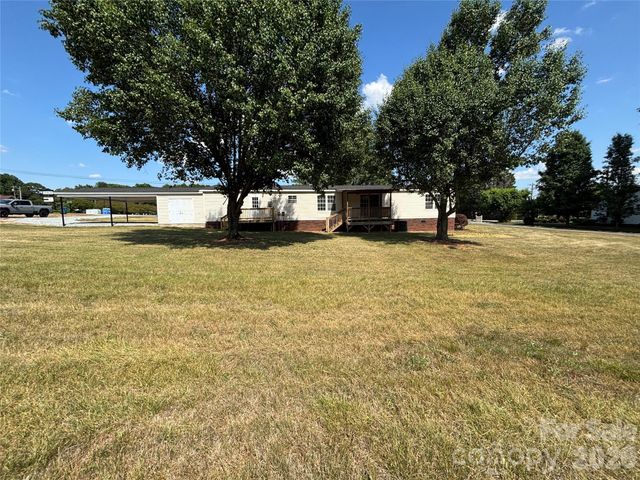 559 School Drive, Taylorsville, NC 28681
