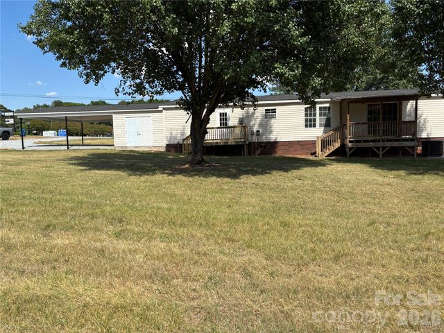 559 School Drive, Taylorsville, NC 28681