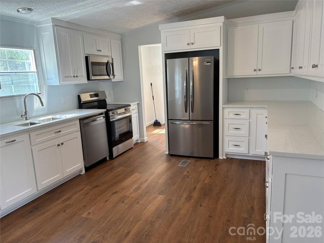 559 School Drive, Taylorsville, NC 28681