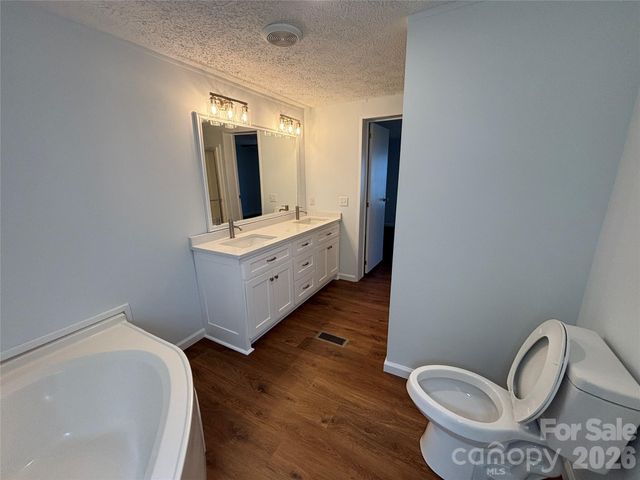 559 School Drive, Taylorsville, NC 28681