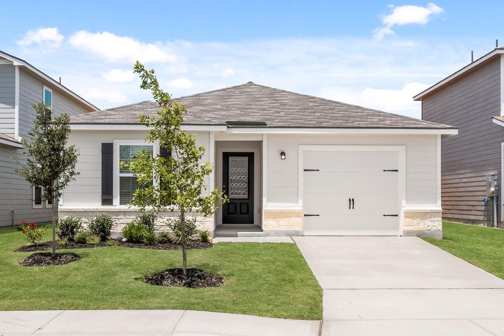 330 Low Pasture TRL, Maxwell, TX 78656