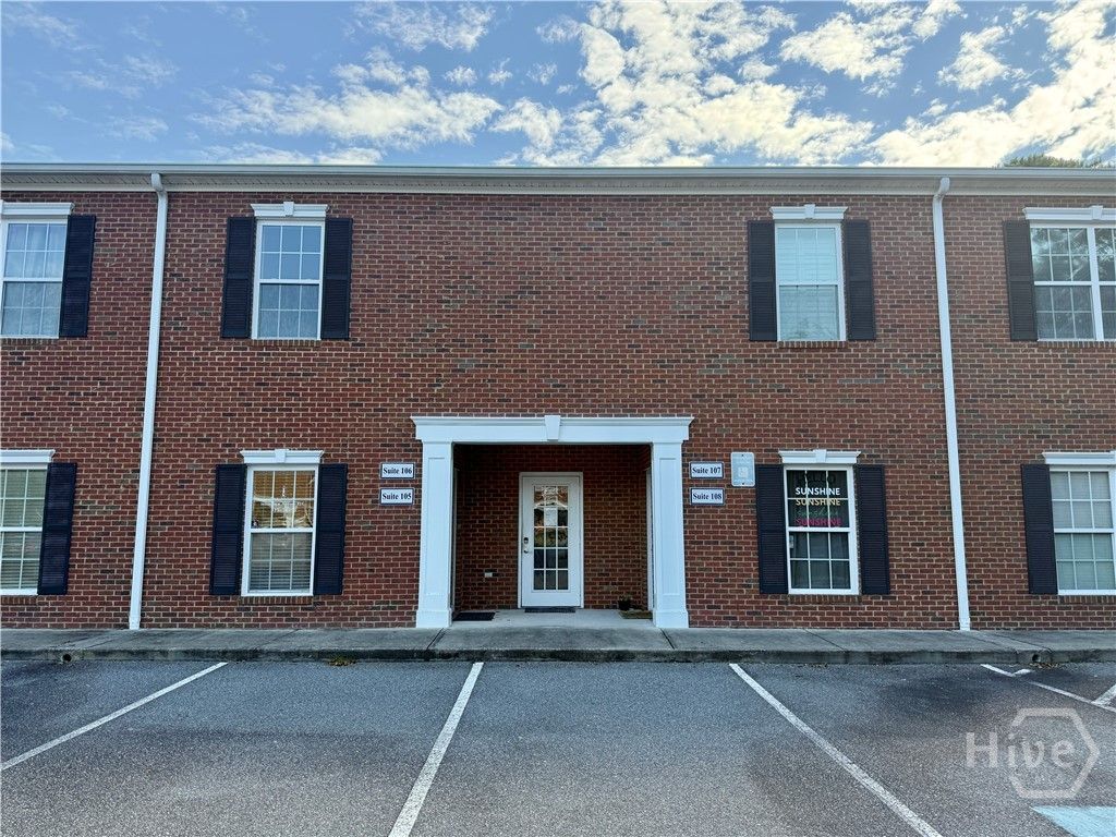 785 King George Boulevard 105, Savannah, GA 31419