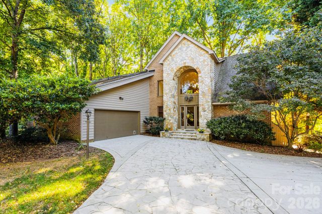 19322 Yachtman Drive, Cornelius, NC 28031