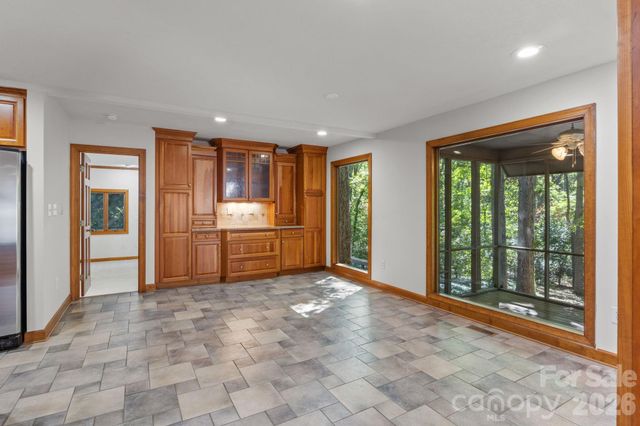 19322 Yachtman Drive, Cornelius, NC 28031