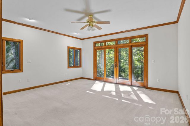 19322 Yachtman Drive, Cornelius, NC 28031