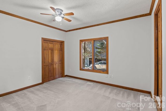 19322 Yachtman Drive, Cornelius, NC 28031