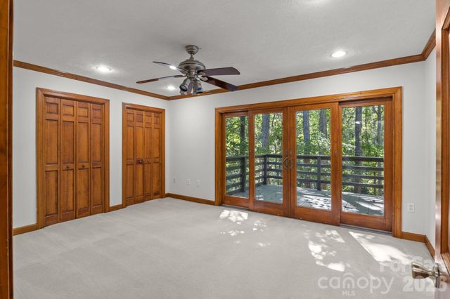 19322 Yachtman Drive, Cornelius, NC 28031