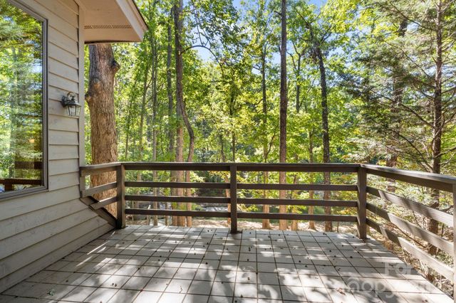 19322 Yachtman Drive, Cornelius, NC 28031