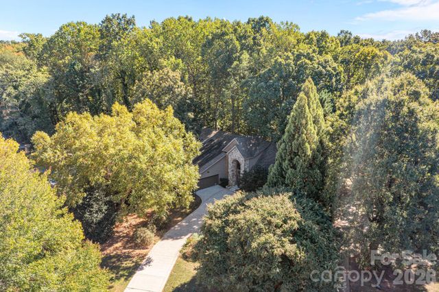 19322 Yachtman Drive, Cornelius, NC 28031