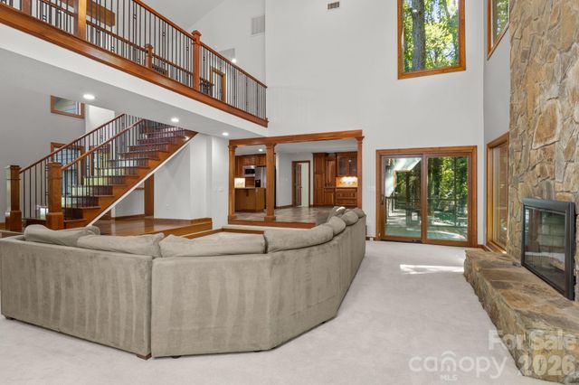 19322 Yachtman Drive, Cornelius, NC 28031