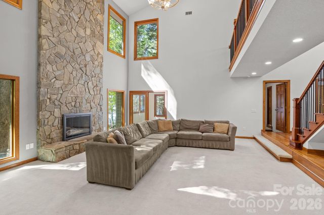 19322 Yachtman Drive, Cornelius, NC 28031