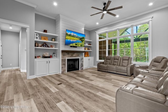 155 Goodlett Kilner Ct, Mt Washington, KY 40047