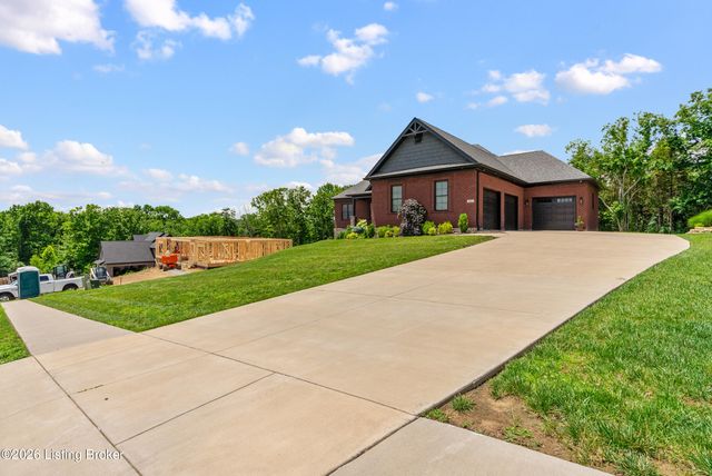 155 Goodlett Kilner Ct, Mt Washington, KY 40047