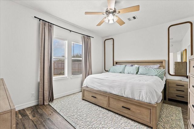 140 Mustang Stampede Drive, La Marque, TX 77568