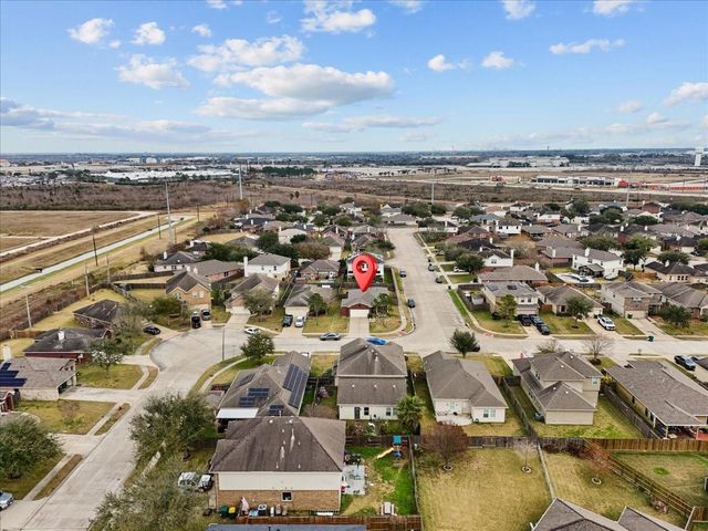 140 Mustang Stampede Drive, La Marque, TX 77568