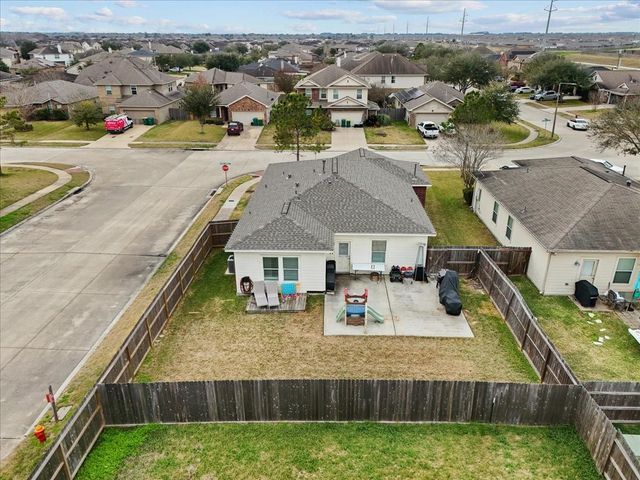 140 Mustang Stampede Drive, La Marque, TX 77568