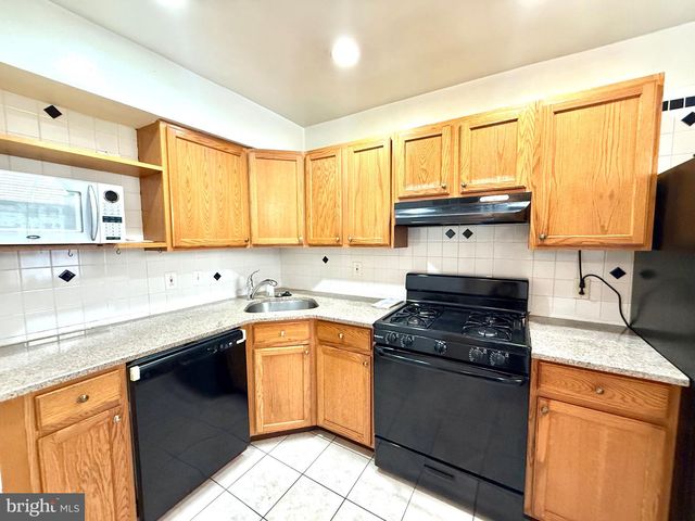 4040 BENNER ST, Philadelphia, PA 19135