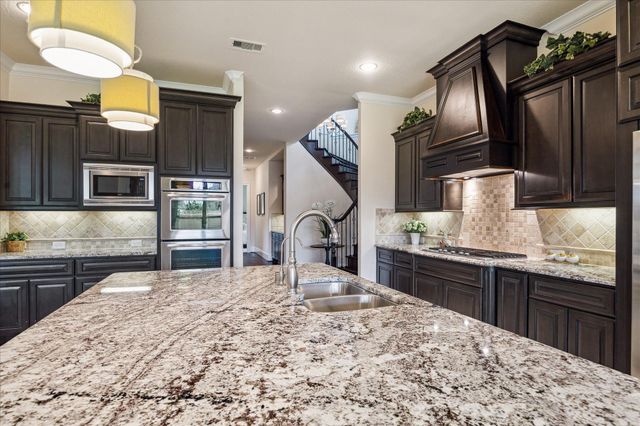 4511 Royal Bend Lane, Sugar Land, TX 77479