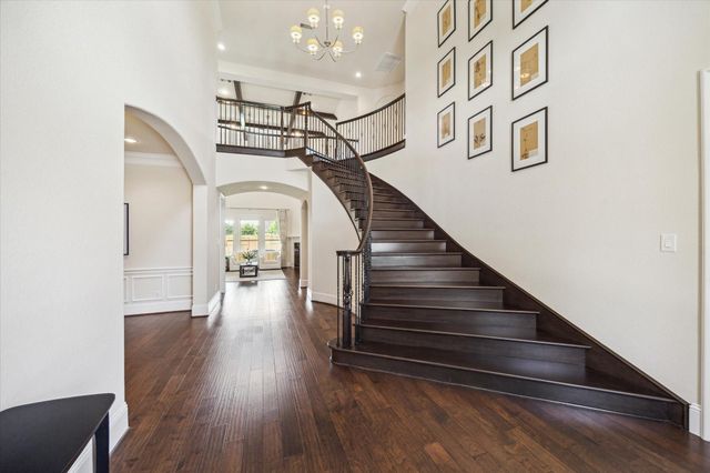 4511 Royal Bend Lane, Sugar Land, TX 77479